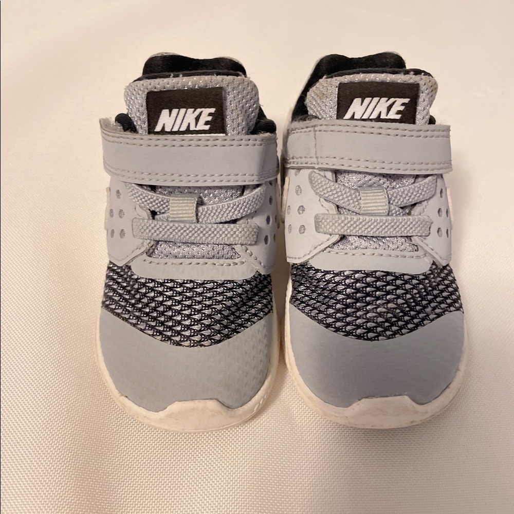 Nike - baby runner shoe